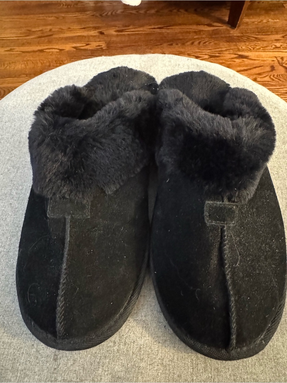 Woman’s Black Plush Slip-On Shoes